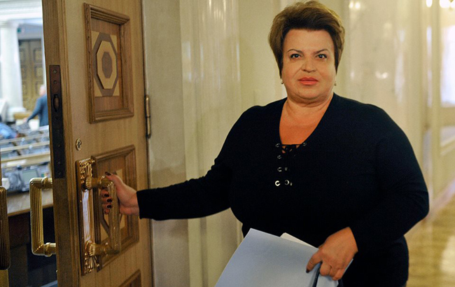 Рада проголосует за снятие полномочий с двух нардепов на следующей пленарной неделе